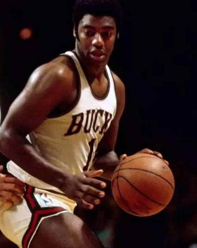 也体现了他 也体现了他